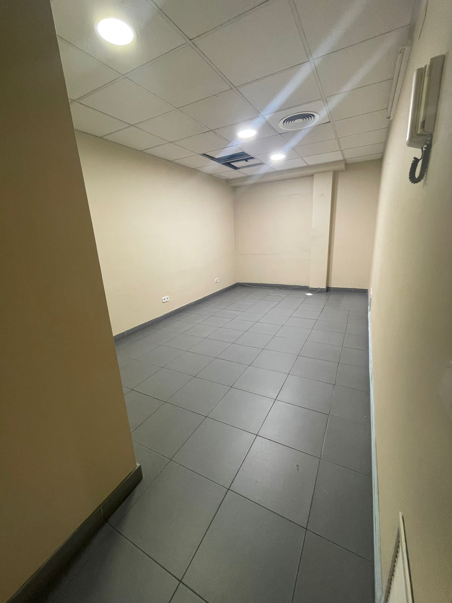Local comercial – Barcelona 219.00 m2 photo10
