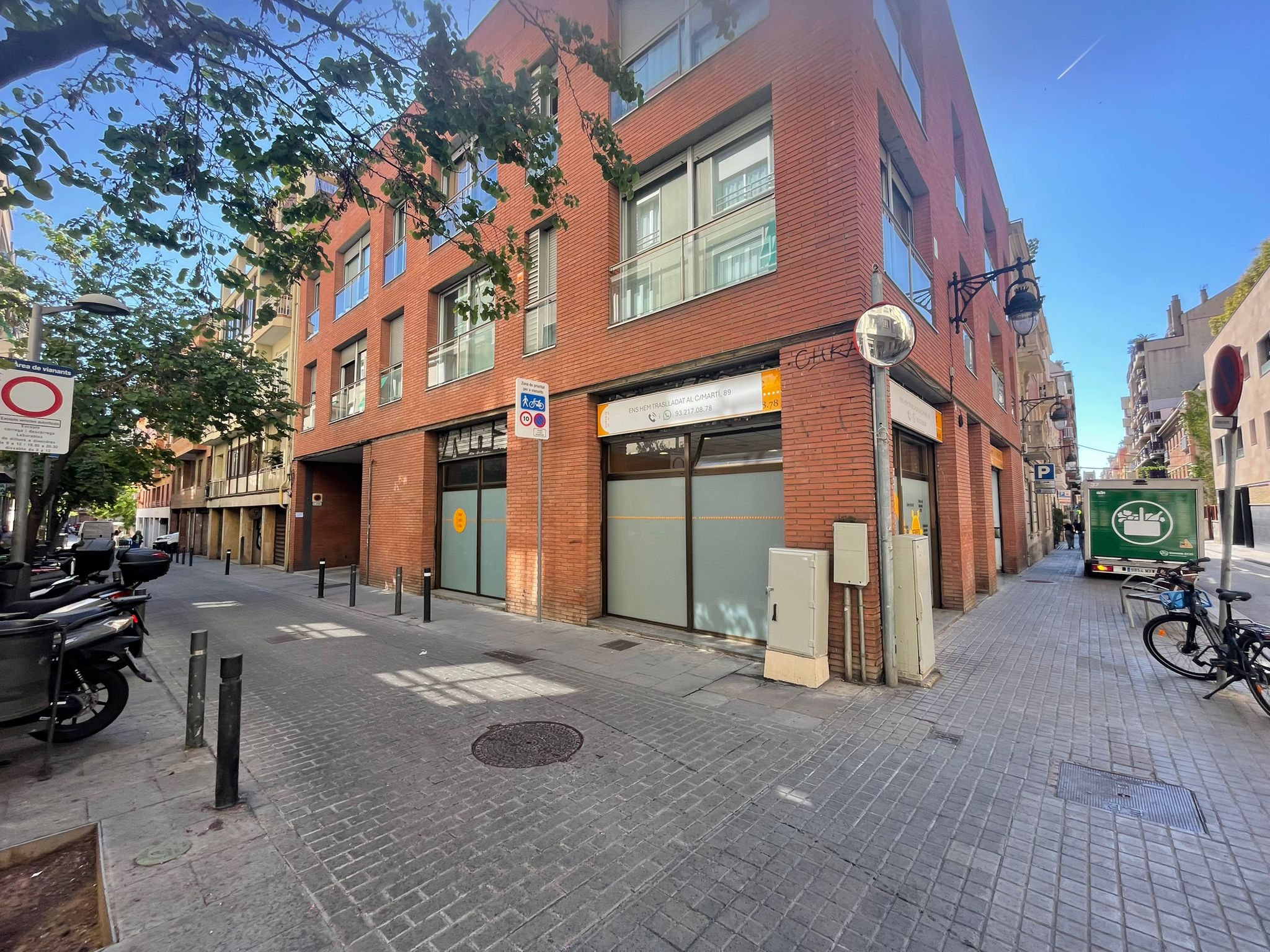Local comercial – Barcelona 219.00 m2 photo3