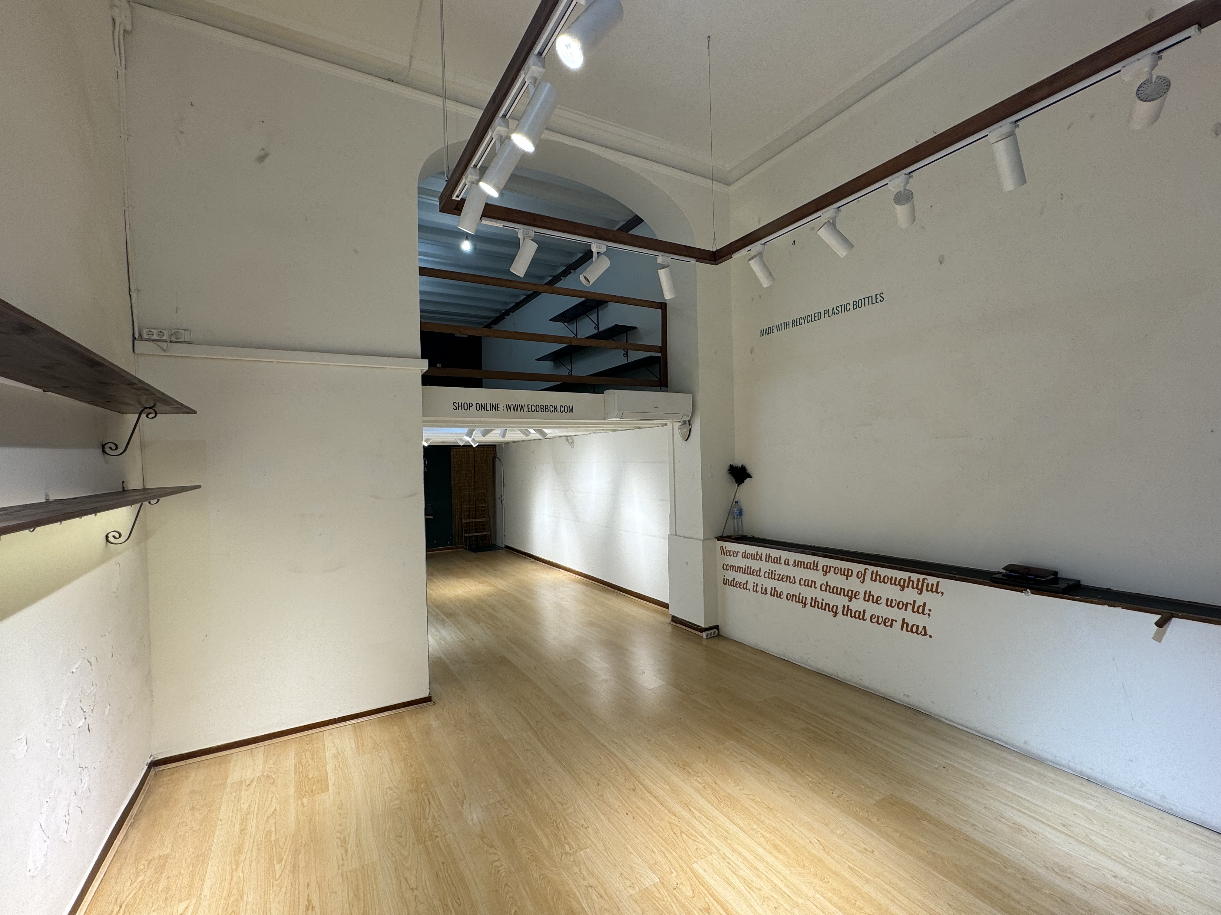 Otras casas – Barcelona 154.00 m2