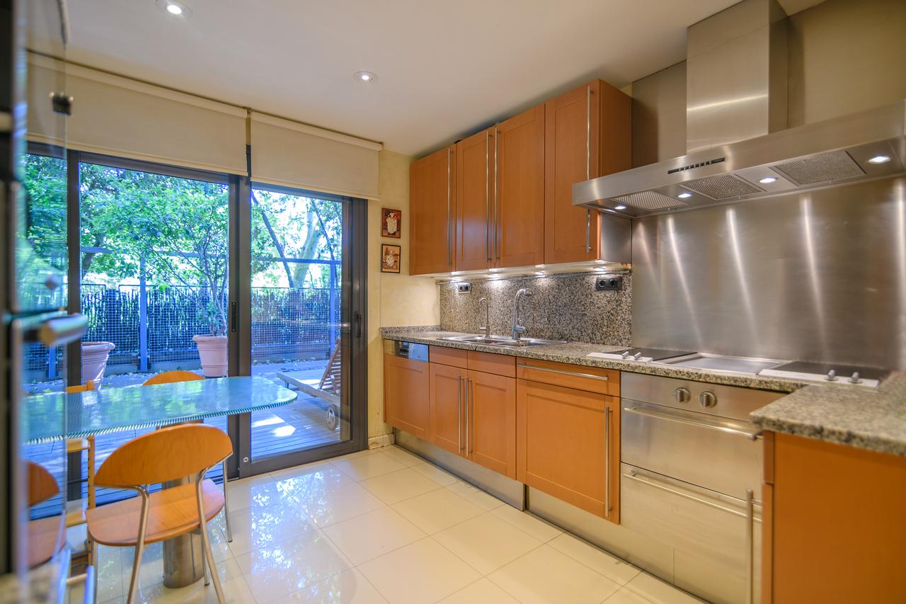Piso – Barcelona 200.00 m2 photo47