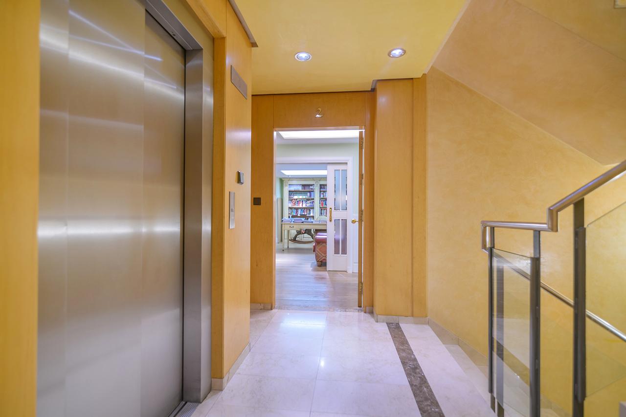 Piso – Barcelona 200.00 m2 photo3