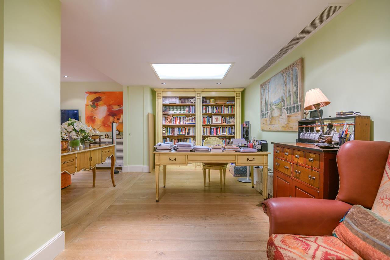 Piso – Barcelona 200.00 m2 photo9