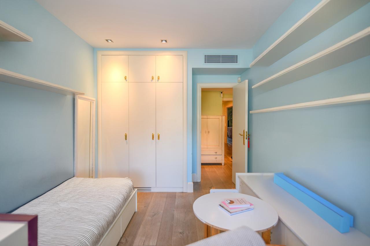 Piso – Barcelona 200.00 m2 photo42
