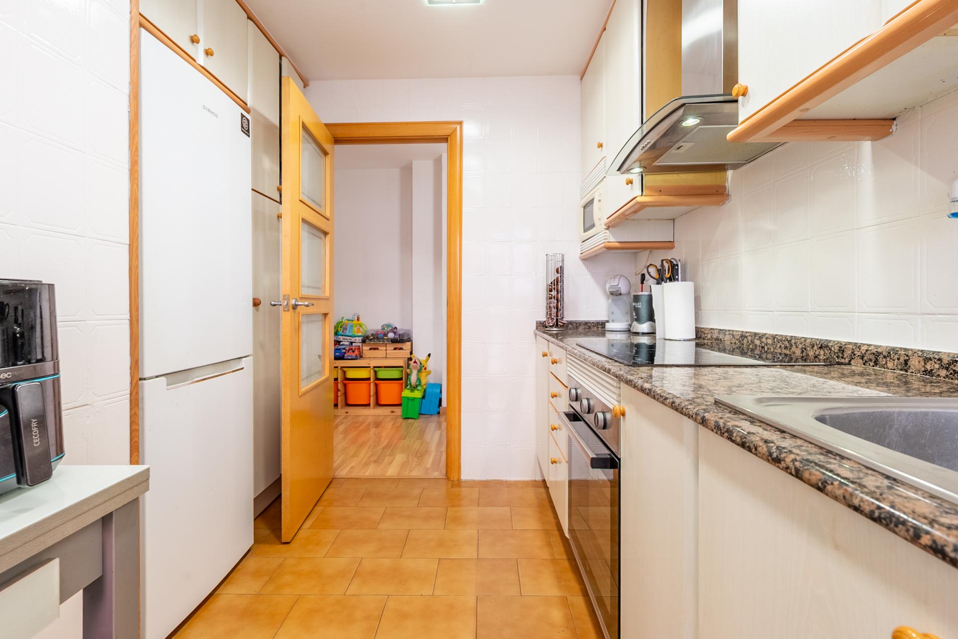 Piso – Barcelona 69.00 m2 photo11