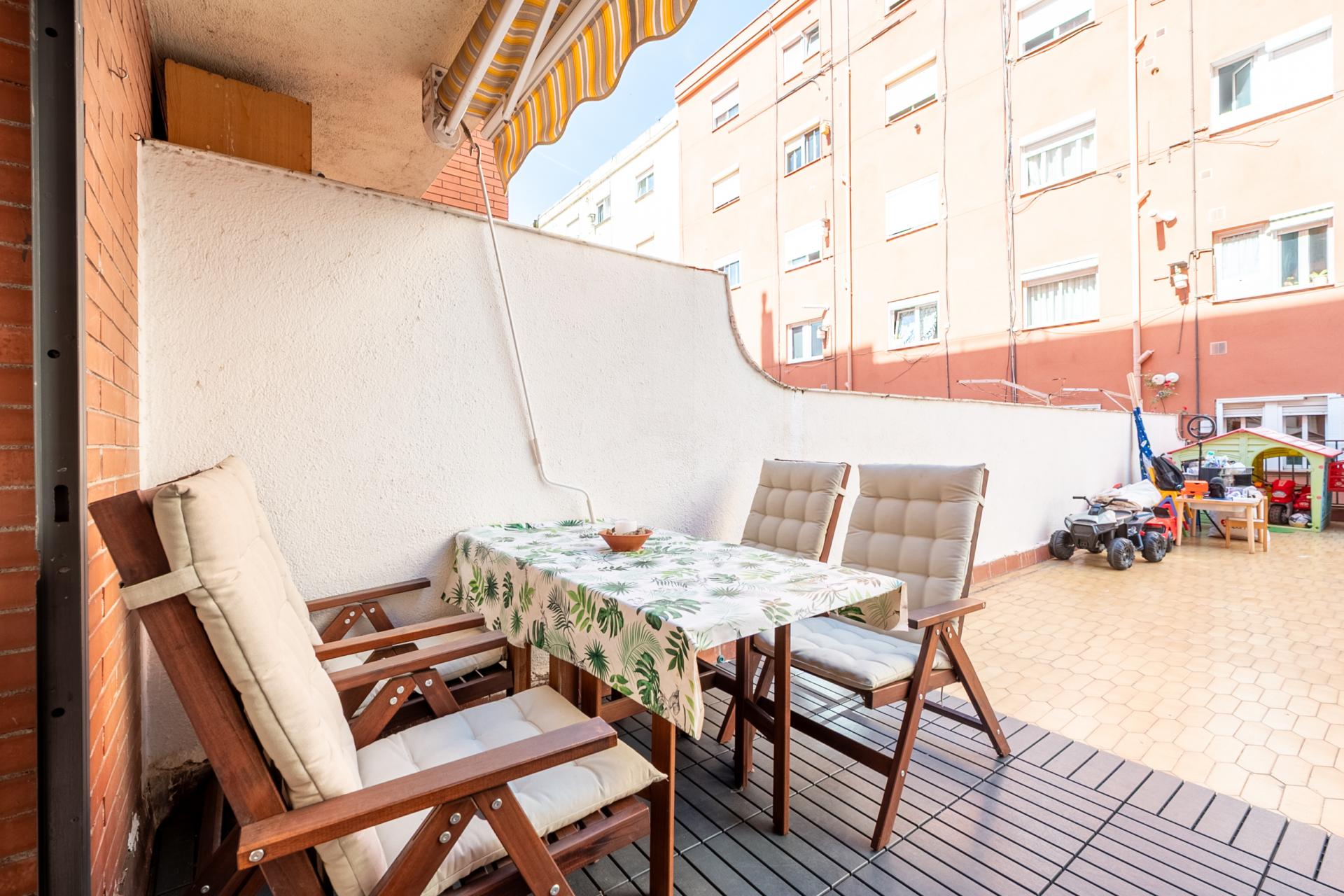 Piso – Barcelona 69.00 m2 photo26