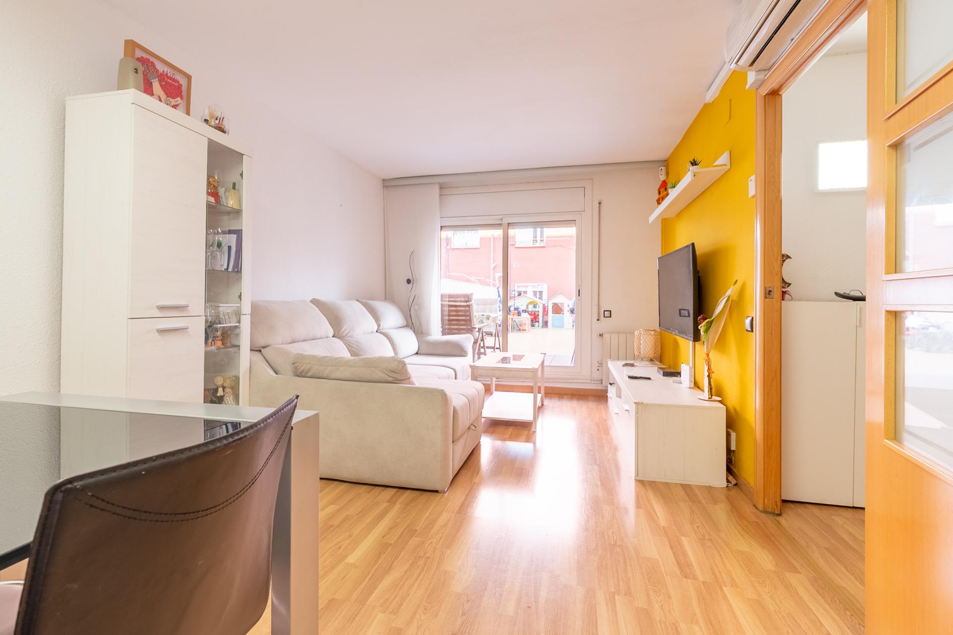 Piso – Barcelona 69.00 m2 photo2