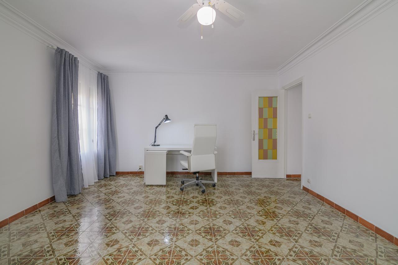 Piso – Barcelona 201.00 m2 photo28