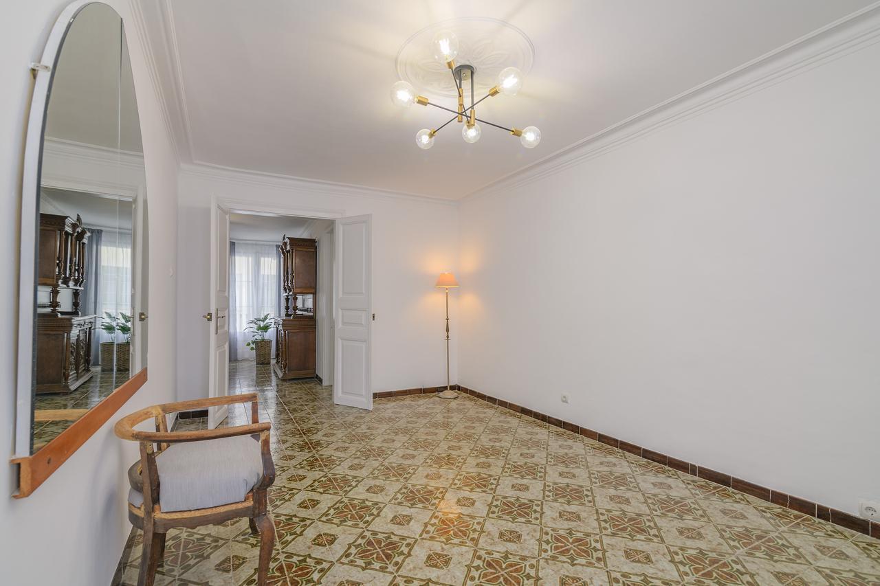 Piso – Barcelona 201.00 m2 photo36