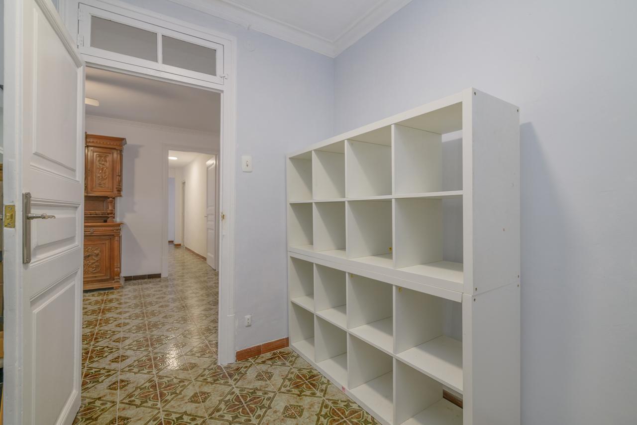 Piso – Barcelona 201.00 m2 photo51