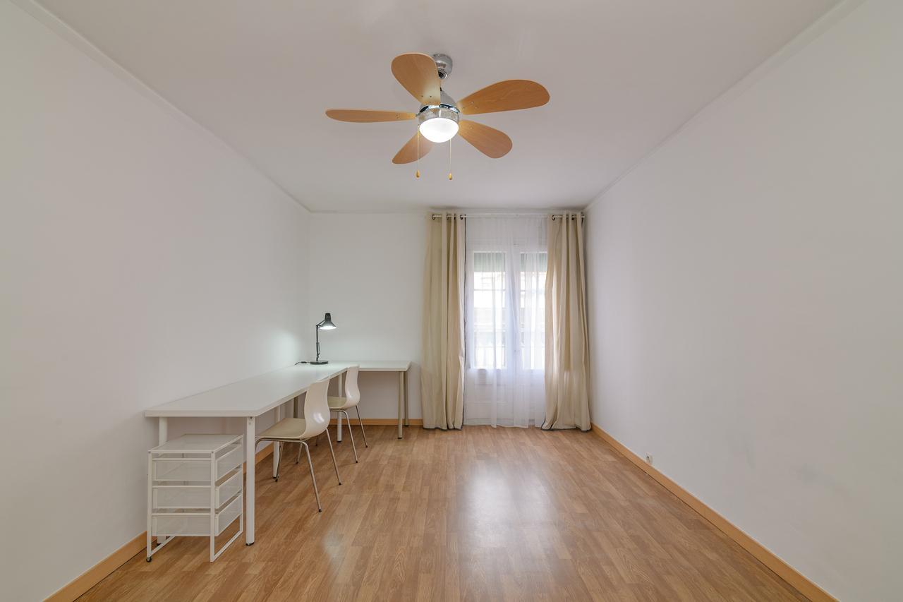 Piso – Barcelona 201.00 m2 photo26