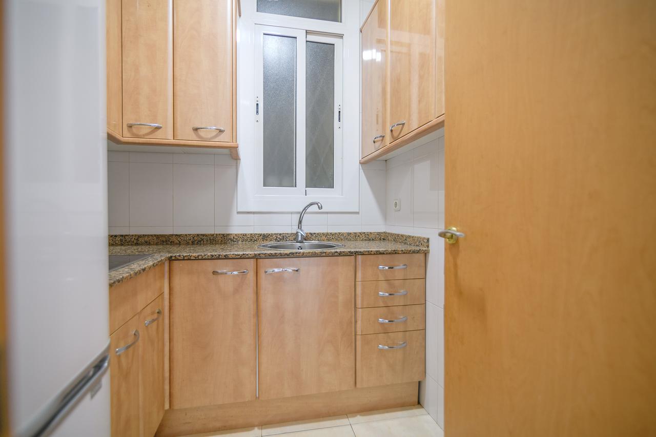 Piso – Barcelona 75.00 m2 photo11