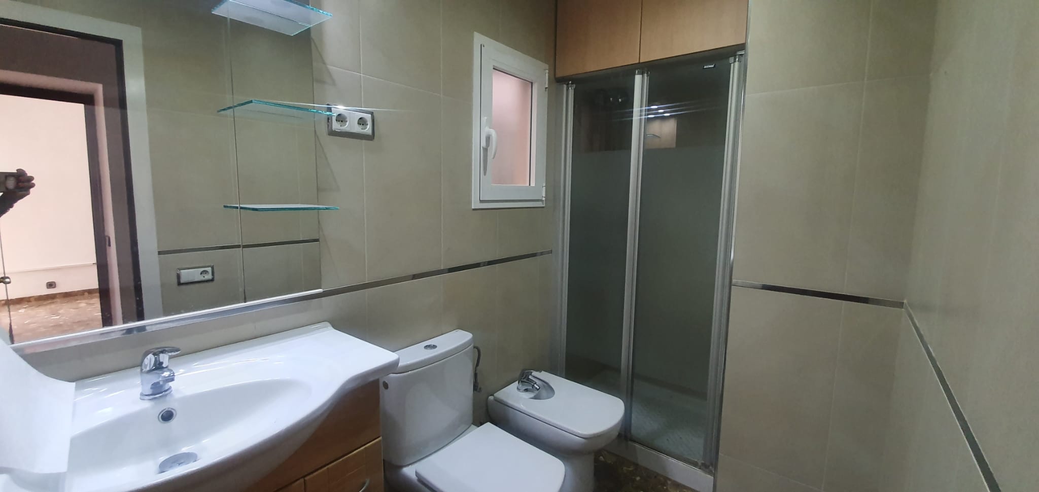 Piso – Hospitalet de Llobregat 60.00 m2 photo3