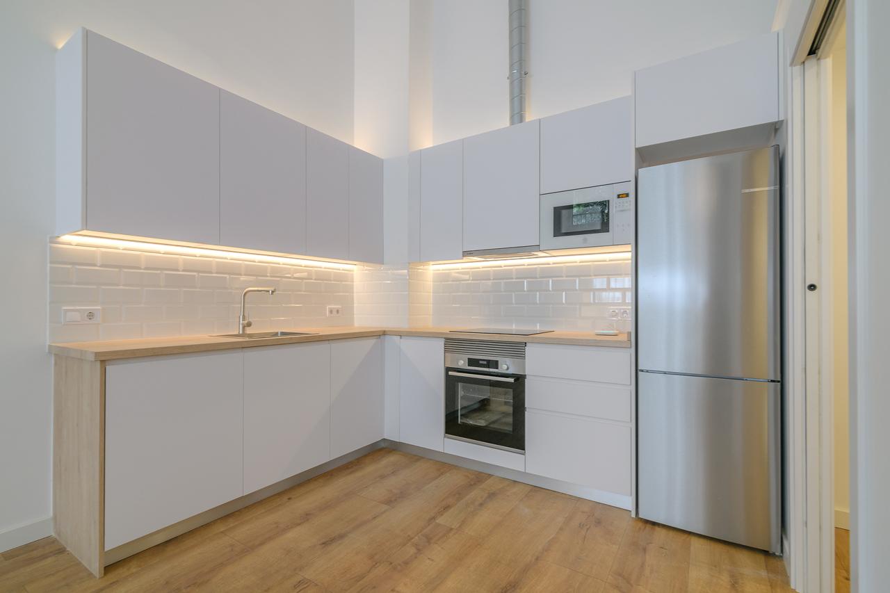 Piso – Barcelona 60.00 m2 photo10