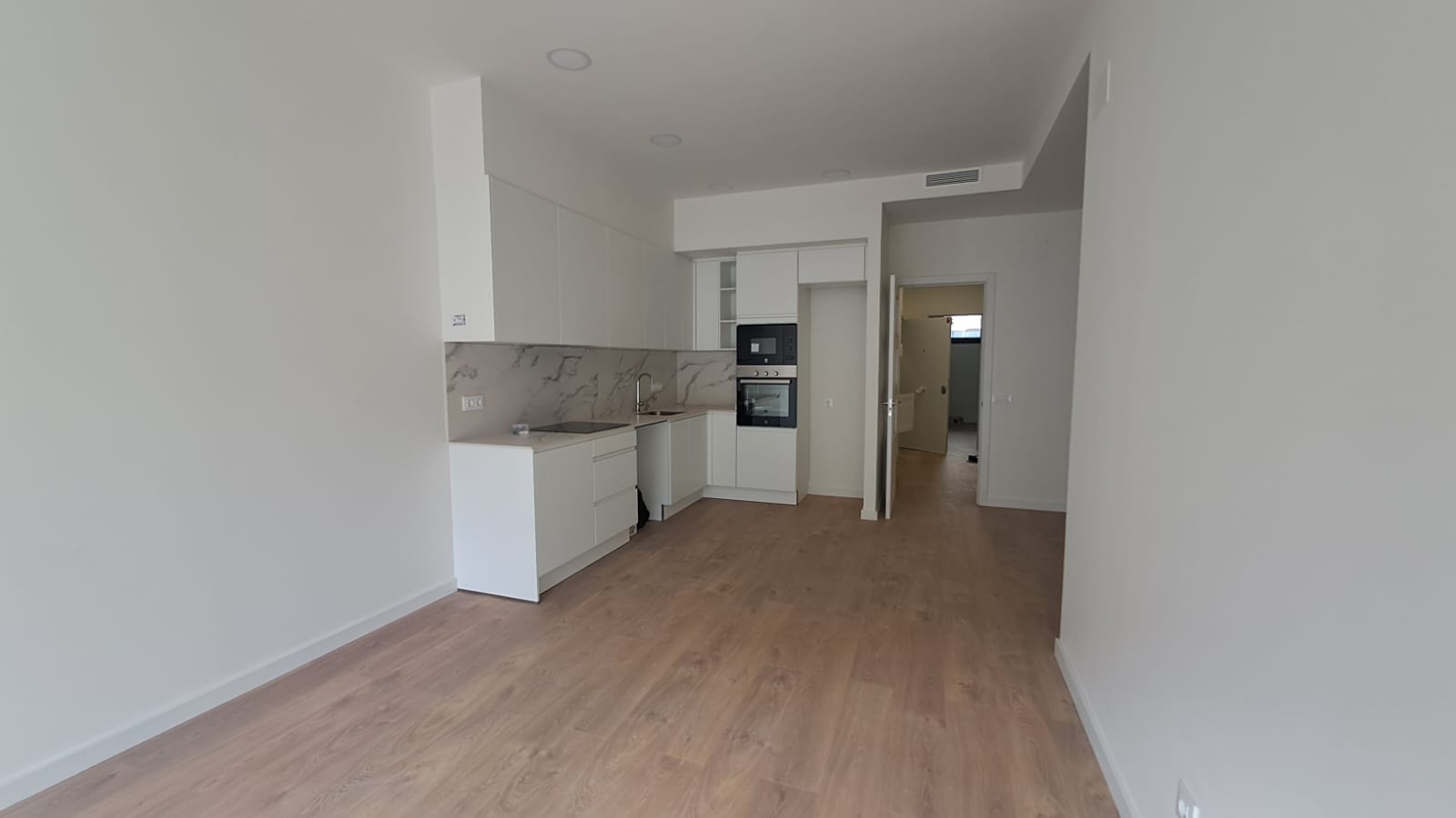 Pis – Cornellà de Llobregat 86.00 m2 photo16