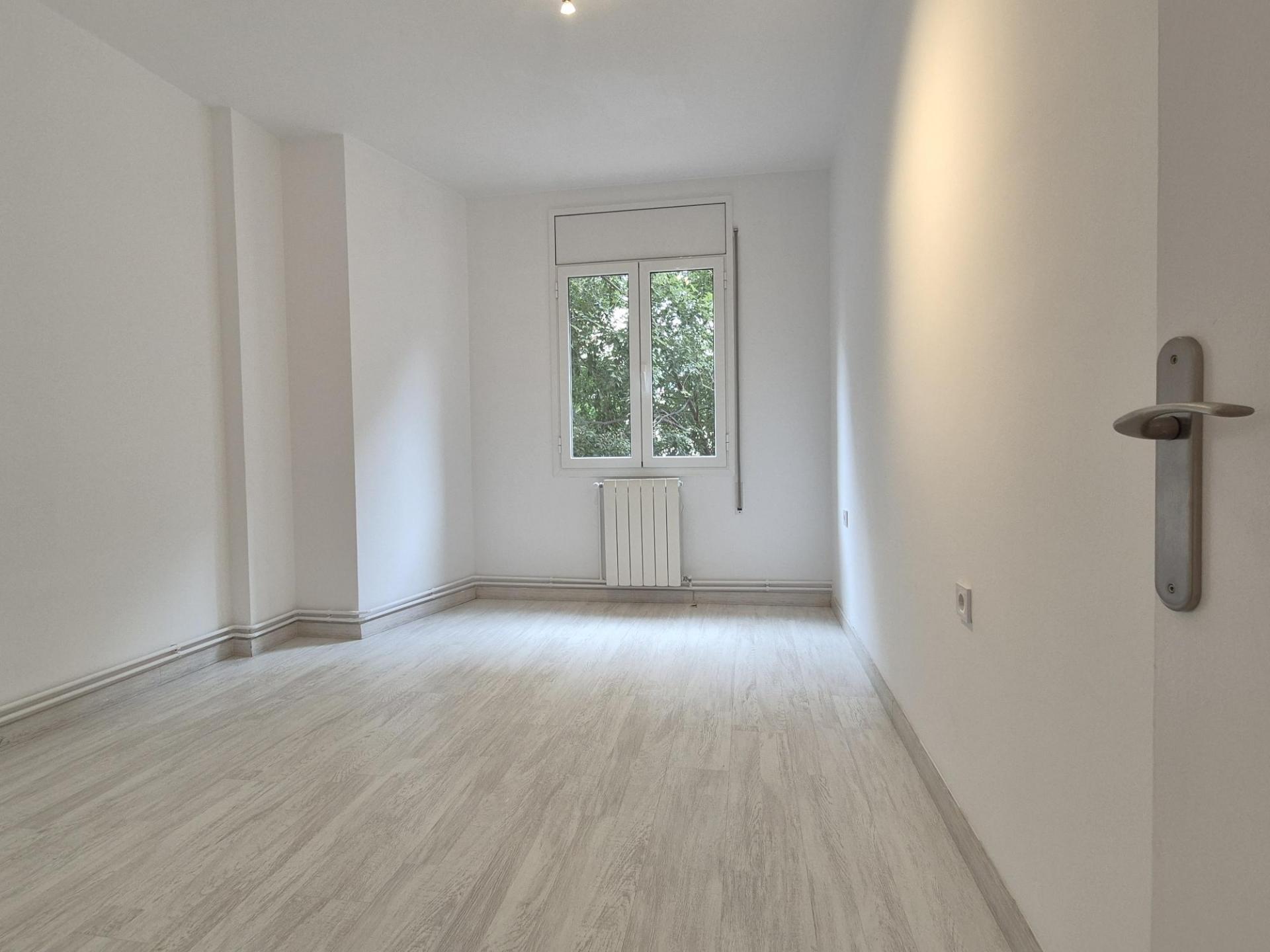 Piso – Barcelona 103.00 m2 photo46