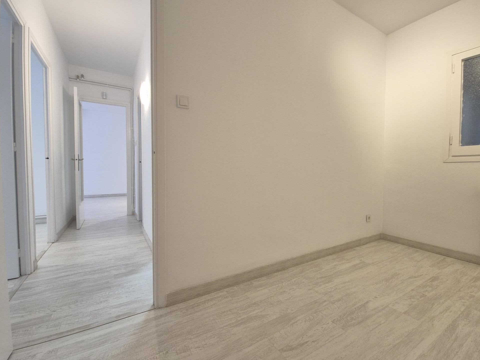 Piso – Barcelona 103.00 m2 photo16