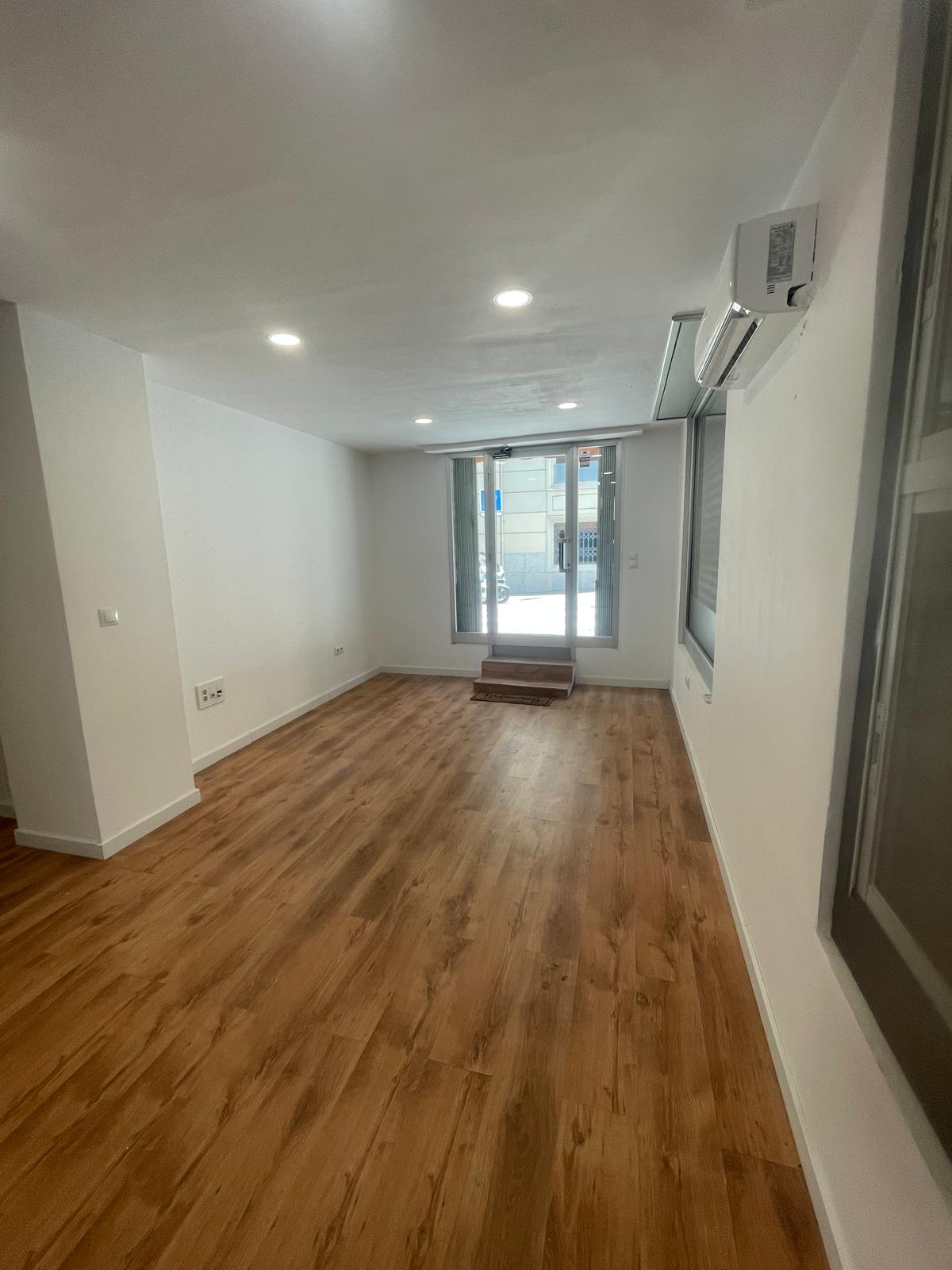 Local comercial – Barcelona 44.00 m2 photo3