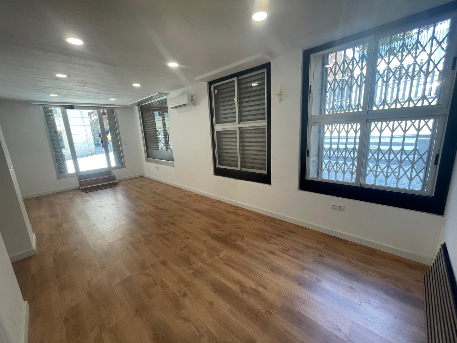 Local comercial – Barcelona 44.00 m2 photo2