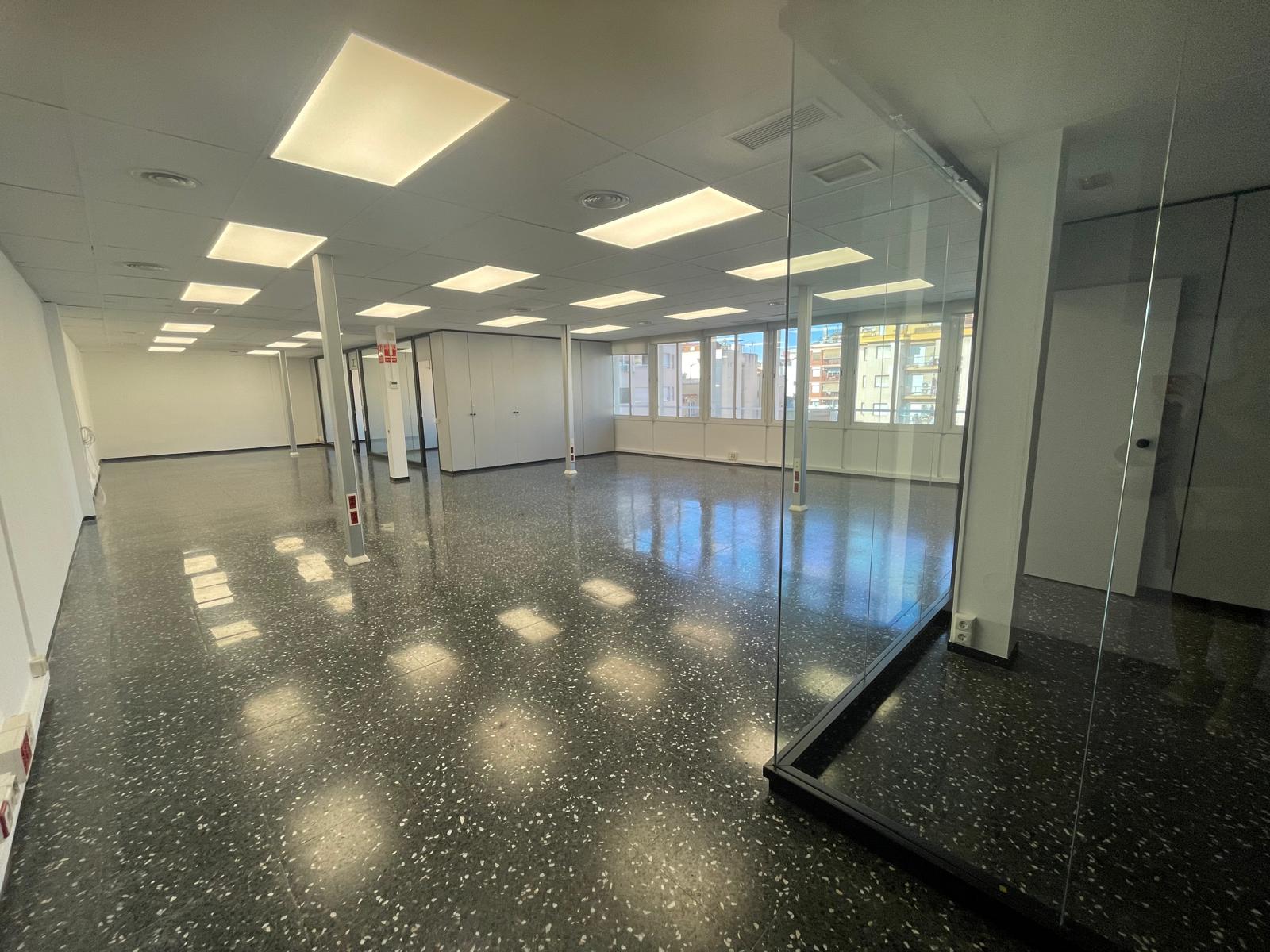Oficina – Barcelona 225.00 m2 photo2