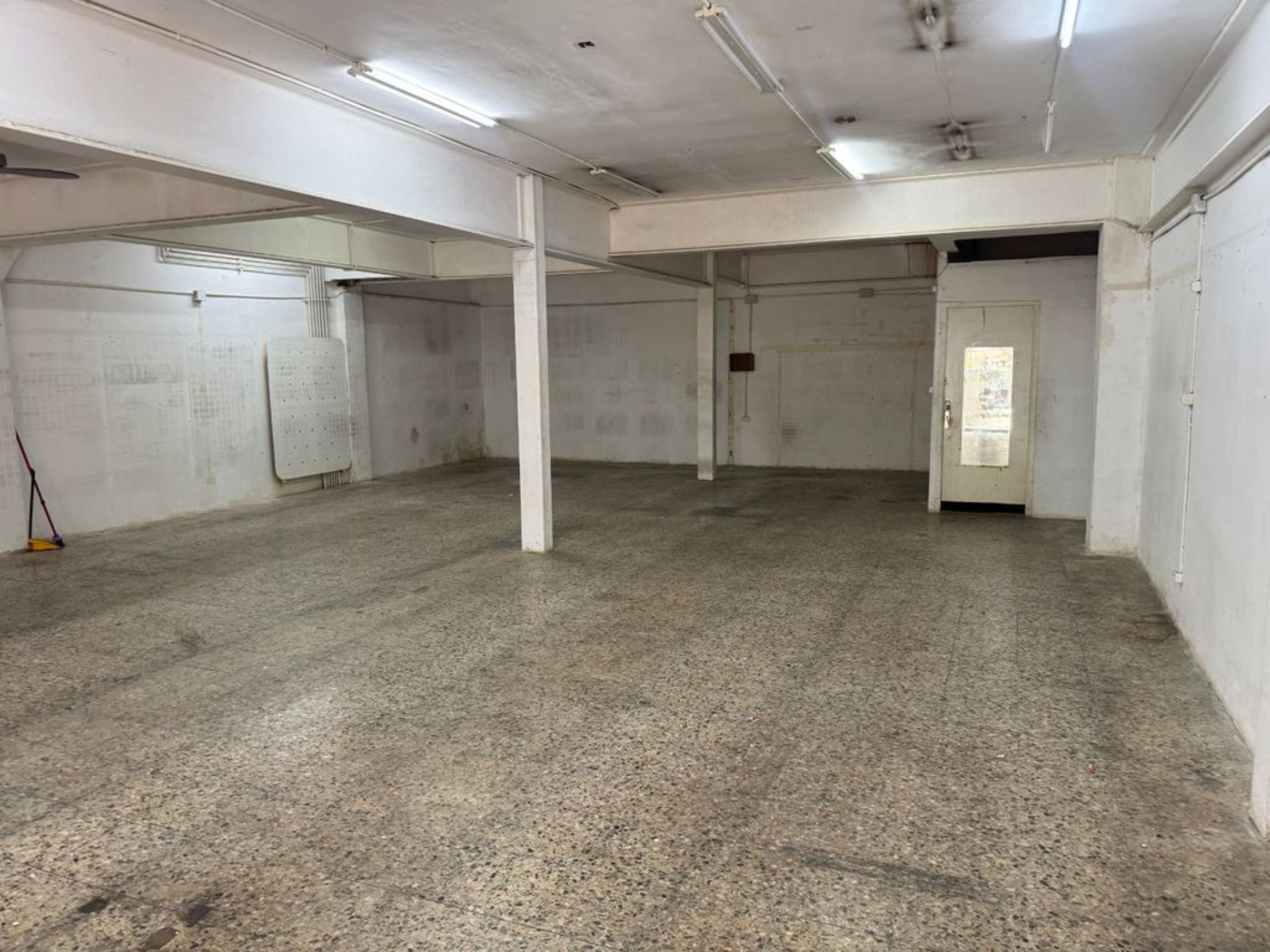 Otras casas – Barcelona 152.00 m2