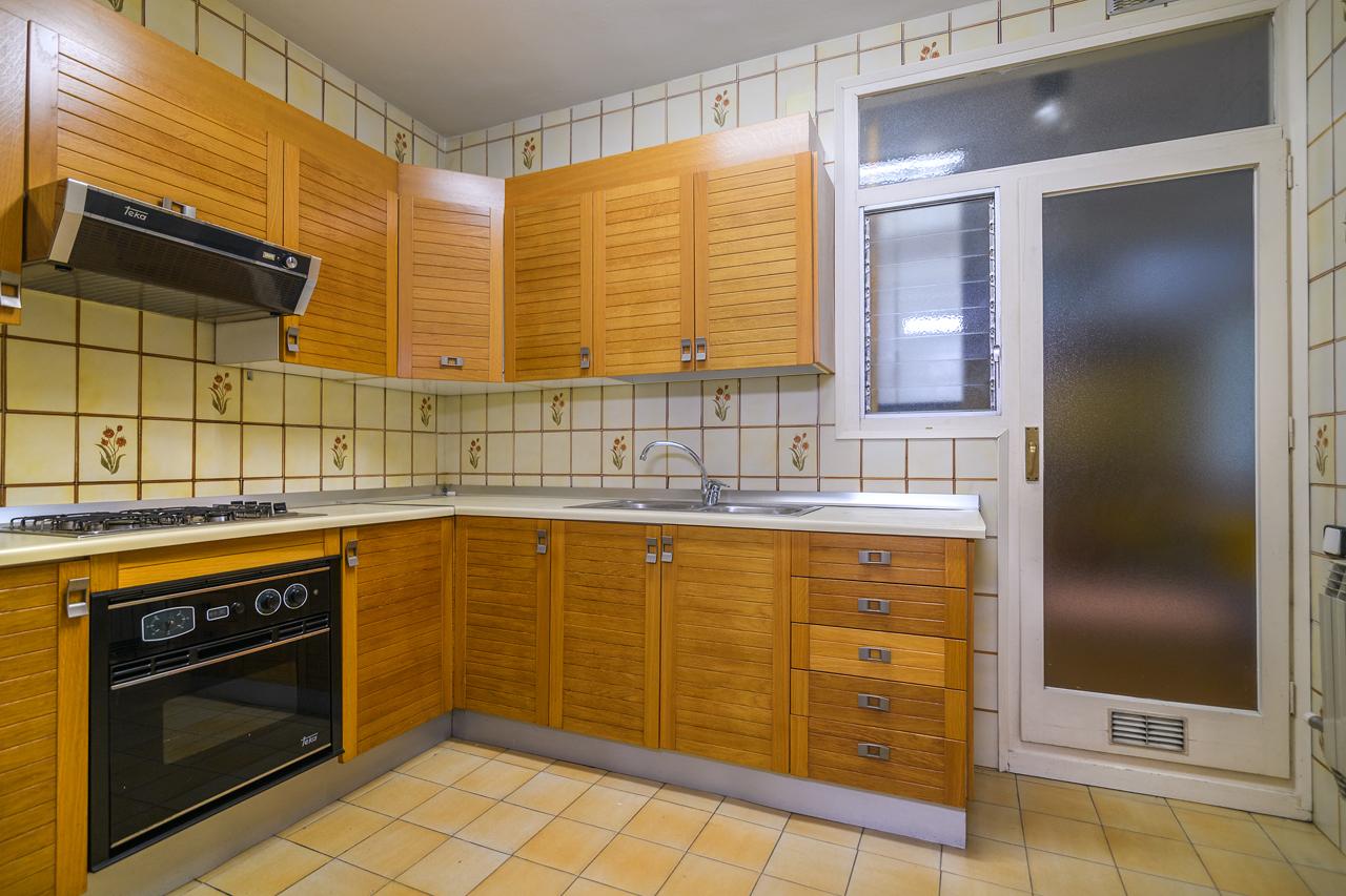 Piso – Barcelona 95.00 m2 photo11