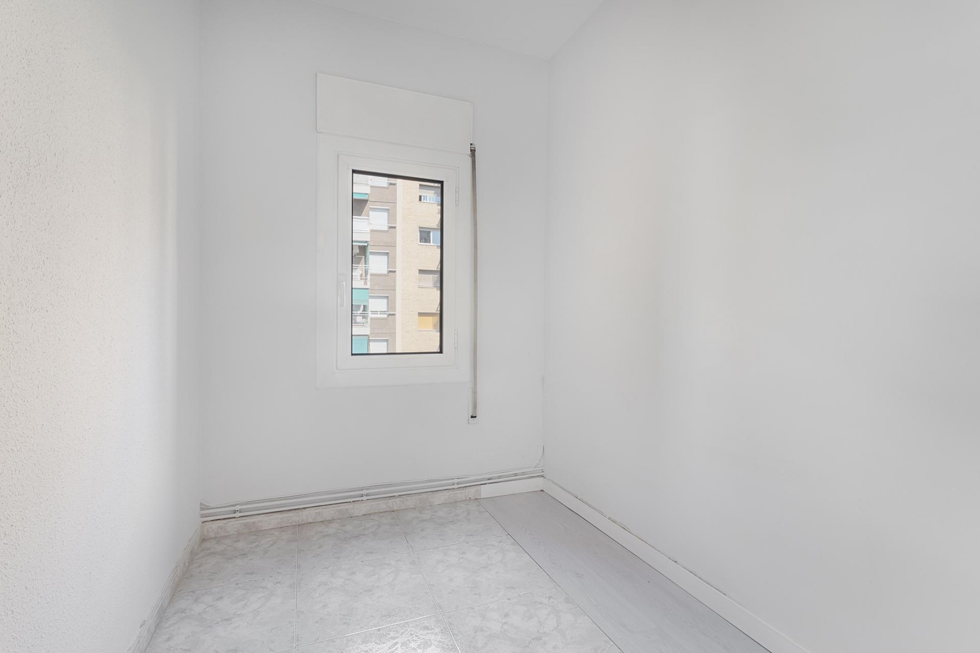 Piso – Barcelona 72.00 m2 photo17