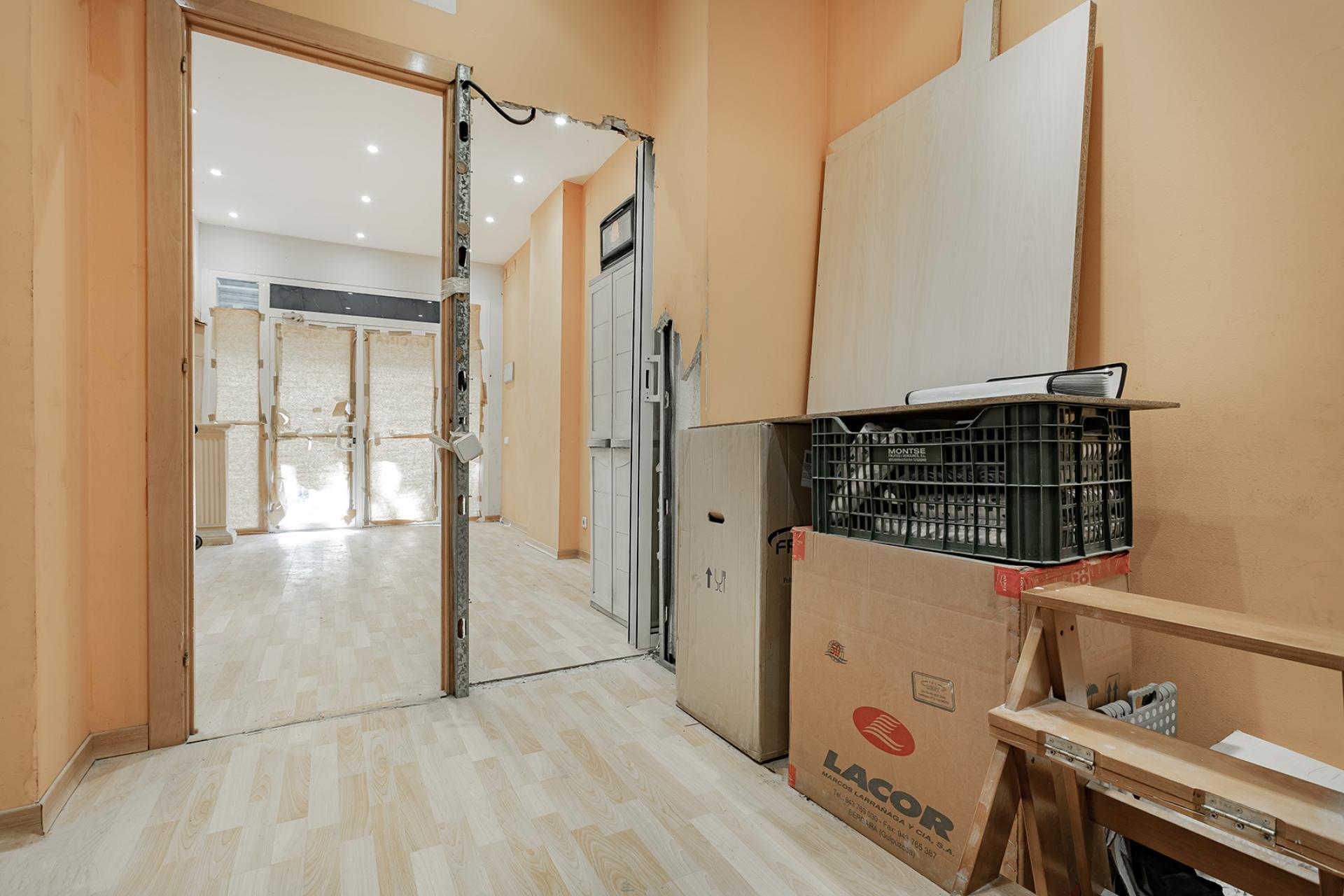 Local comercial – Barcelona 186.00 m2 photo13