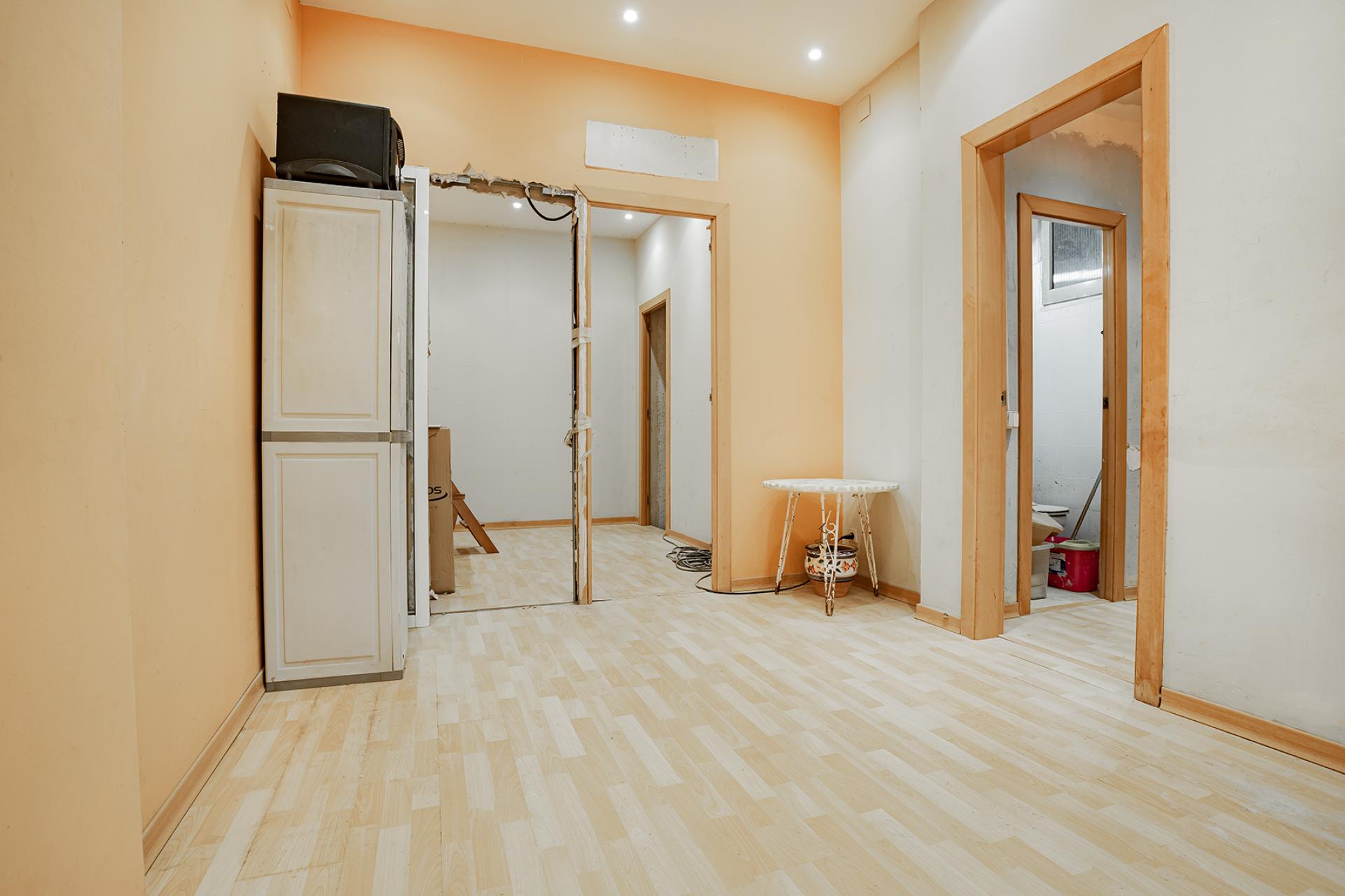 Local comercial – Barcelona 186.00 m2 photo14