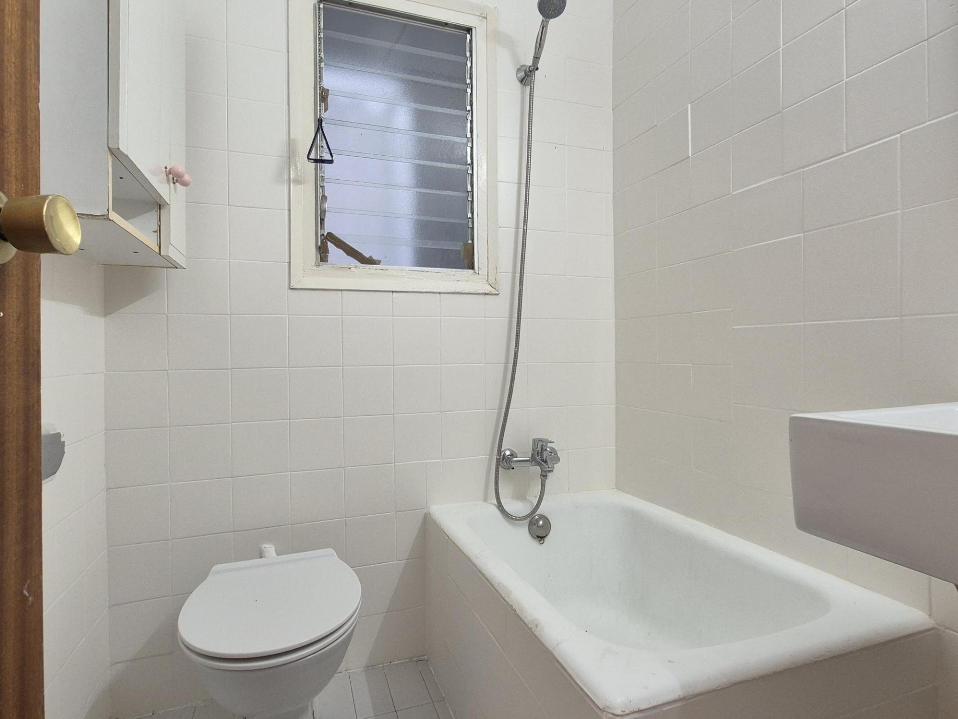 Piso – Barcelona 58.00 m2 photo19