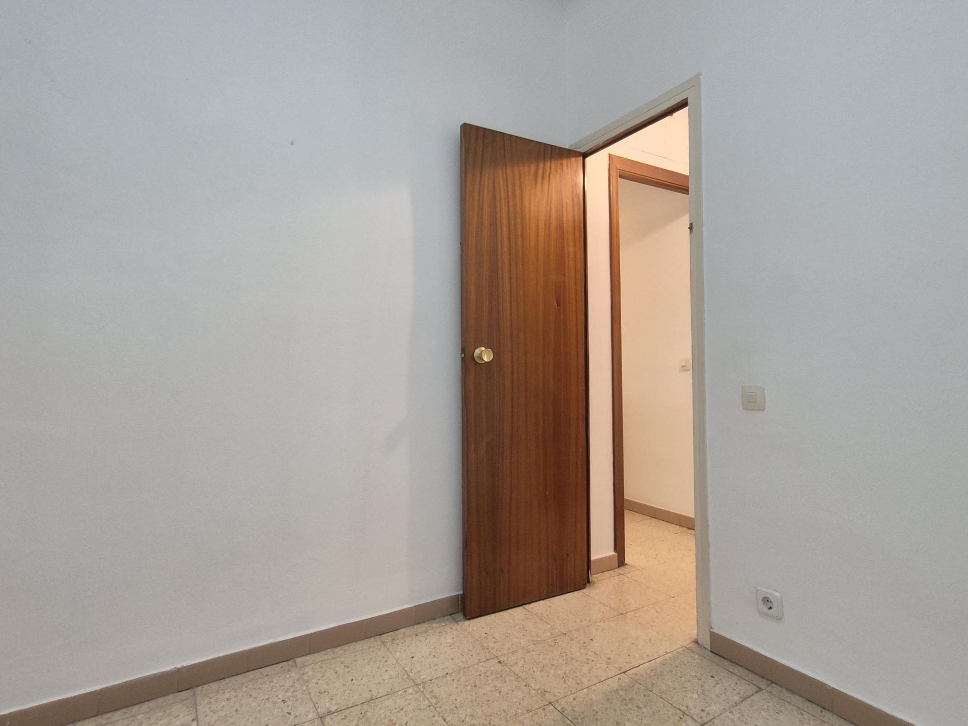 Piso – Barcelona 58.00 m2 photo16