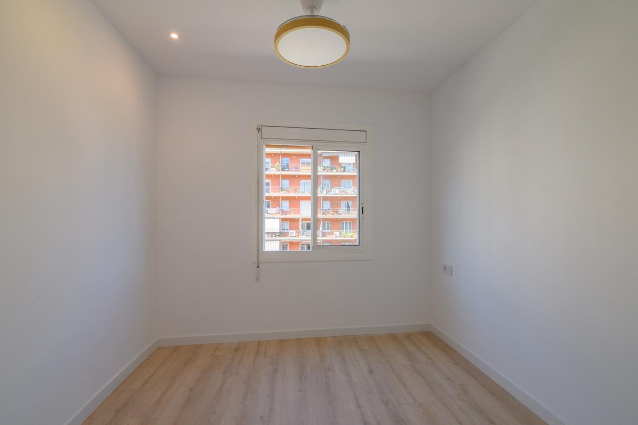 Piso – Barcelona 57.00 m2 photo24