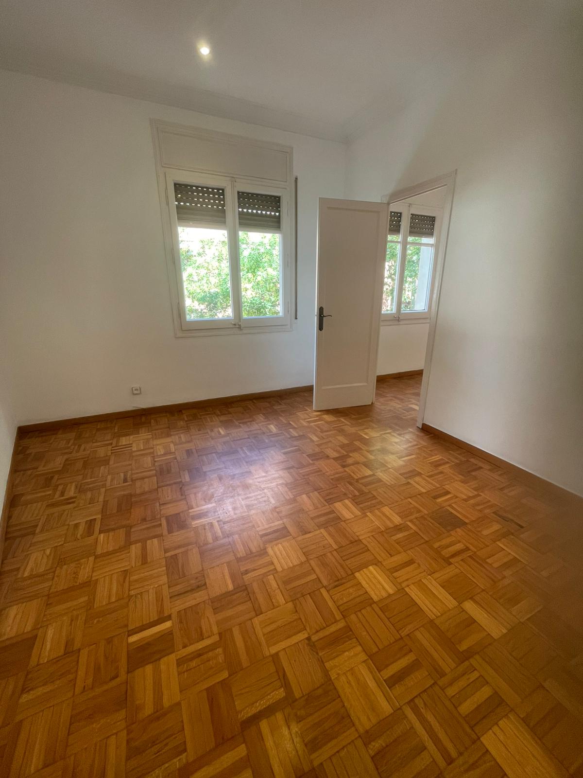 Piso – Barcelona 89.00 m2 photo8