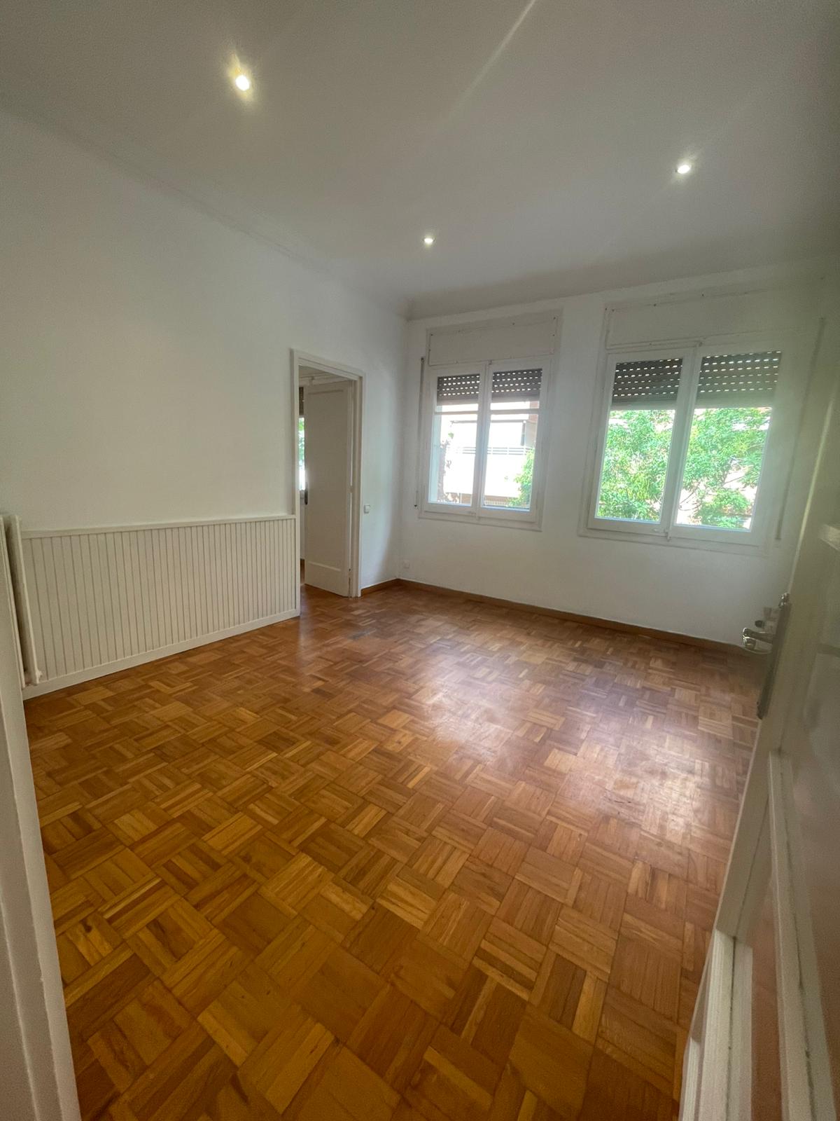 Piso – Barcelona 89.00 m2 photo2