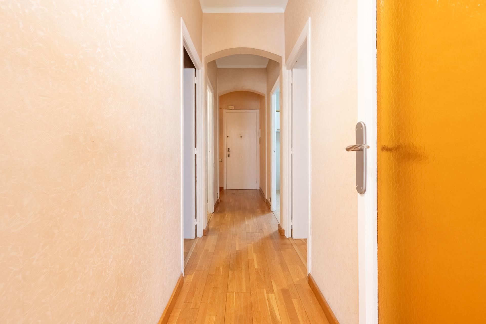 Piso – Barcelona 59.00 m2 photo17