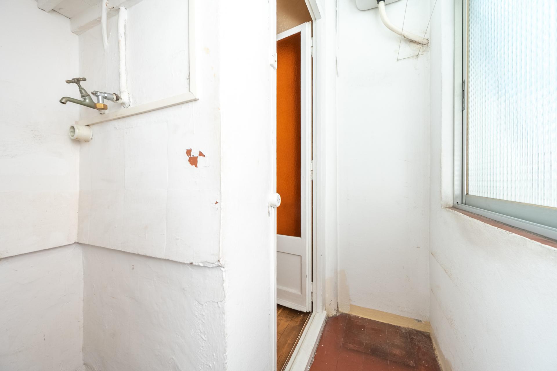 Piso – Barcelona 59.00 m2 photo16