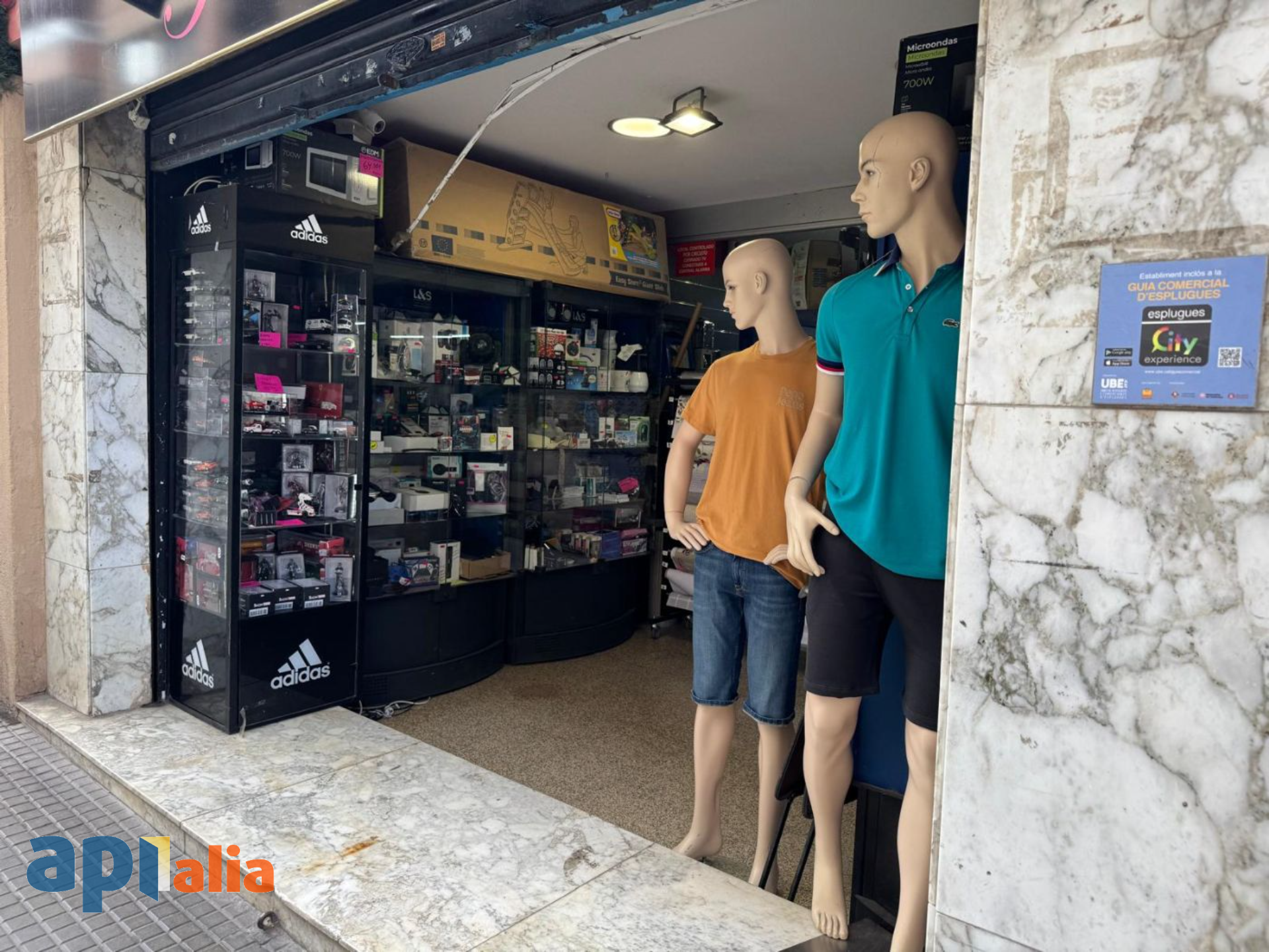 Local comercial – Esplugues de Llobregat 644.00 m2 photo13