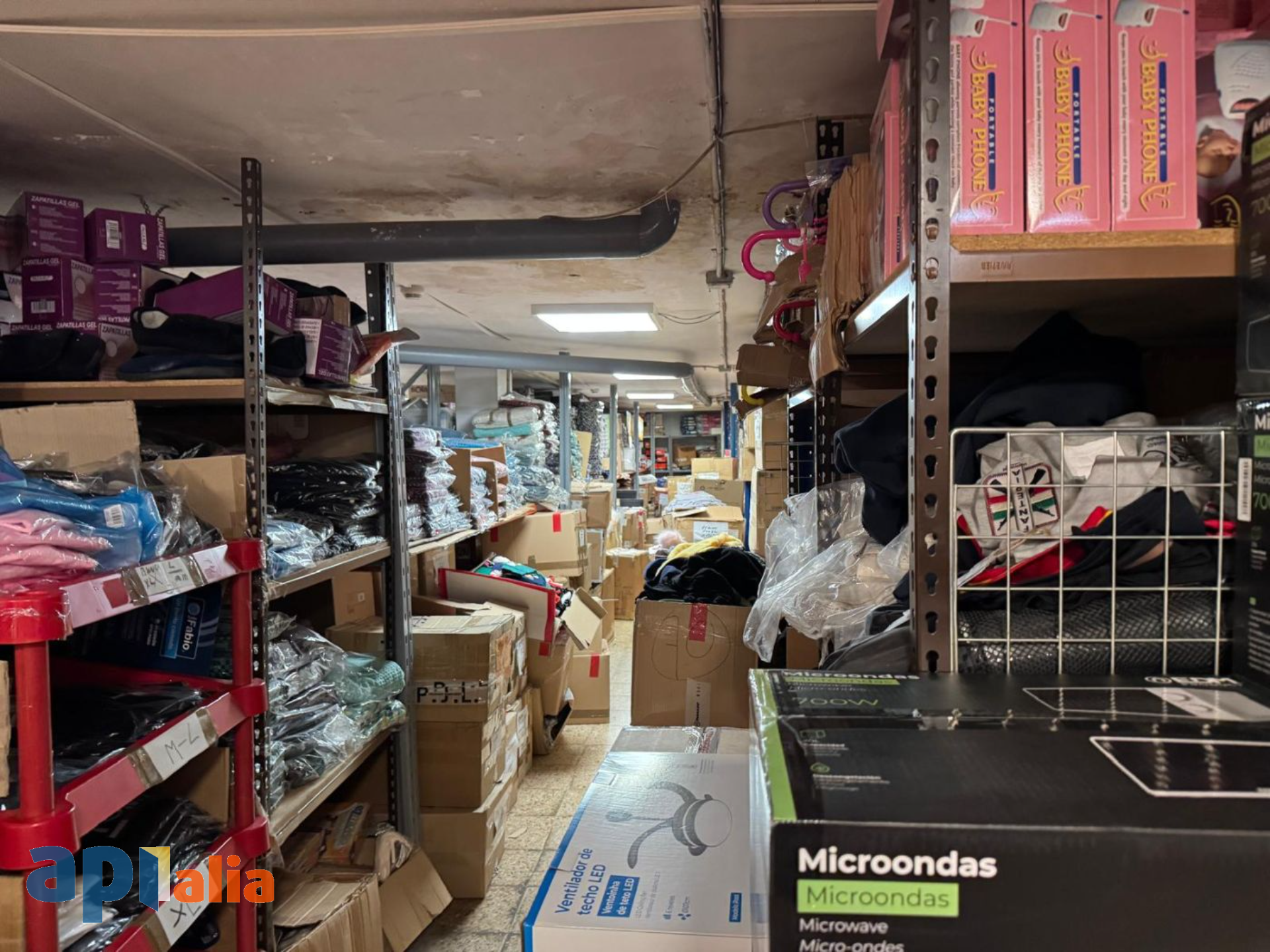 Local comercial – Esplugues de Llobregat 644.00 m2 photo4