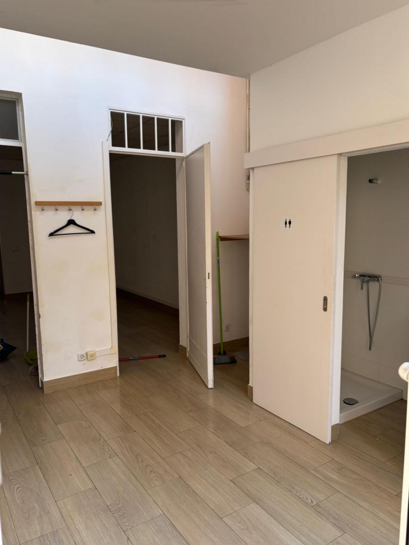 Local comercial – Barcelona 108.00 m2 photo6