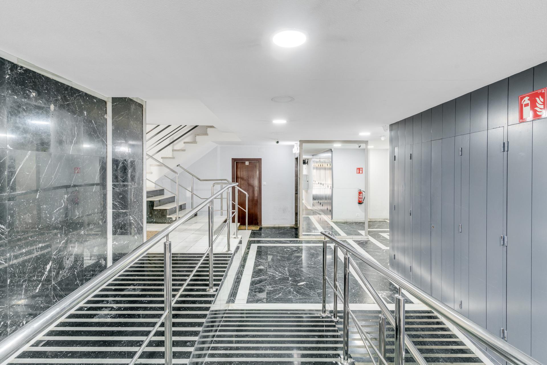 Piso – Barcelona 76.00 m2 photo24