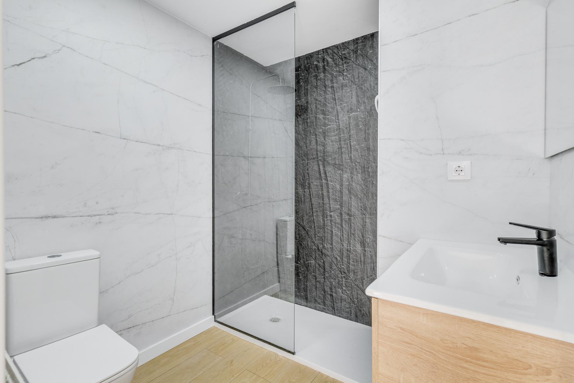 Piso – Barcelona 76.00 m2 photo20