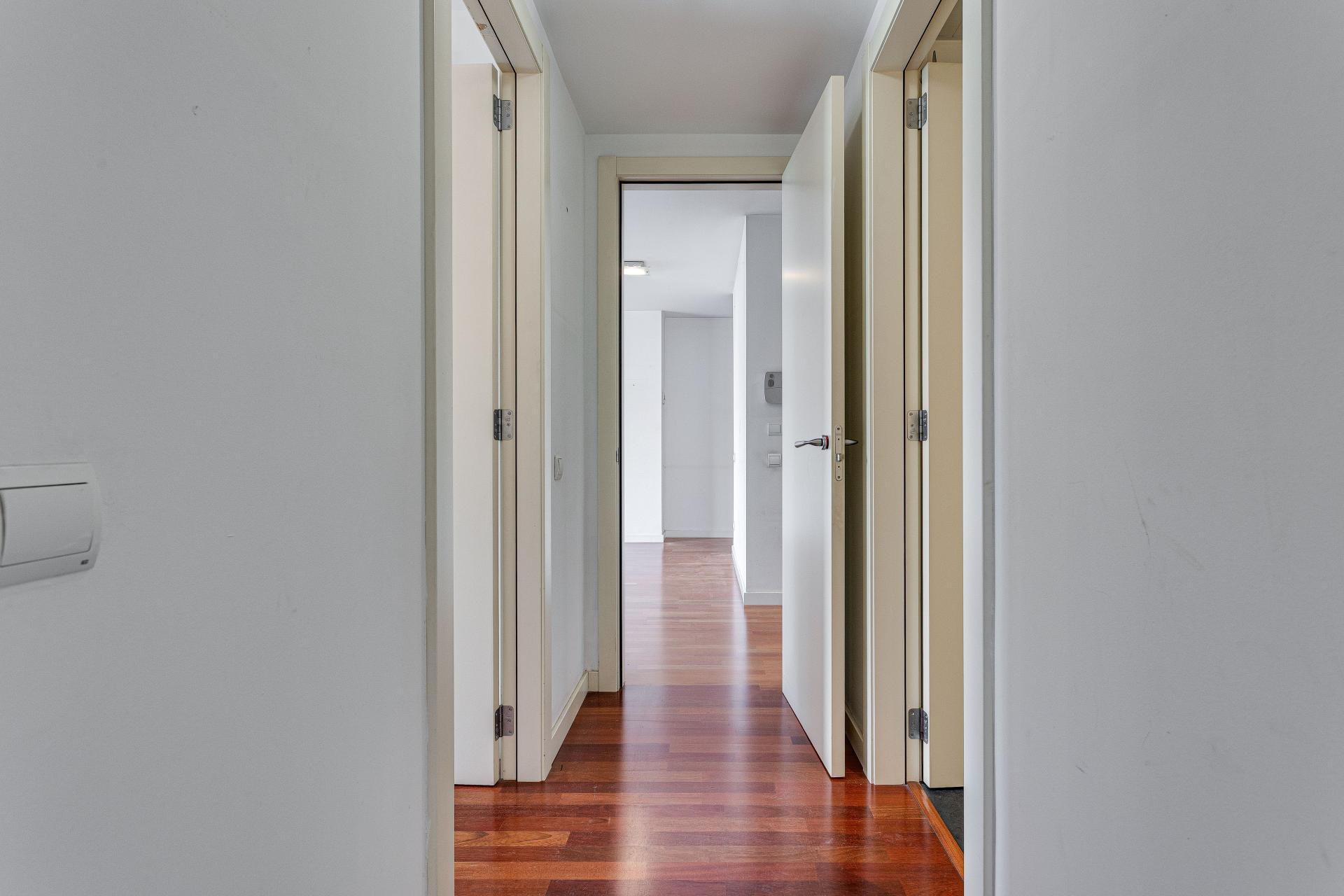 Piso – Barcelona 92.00 m2 photo30