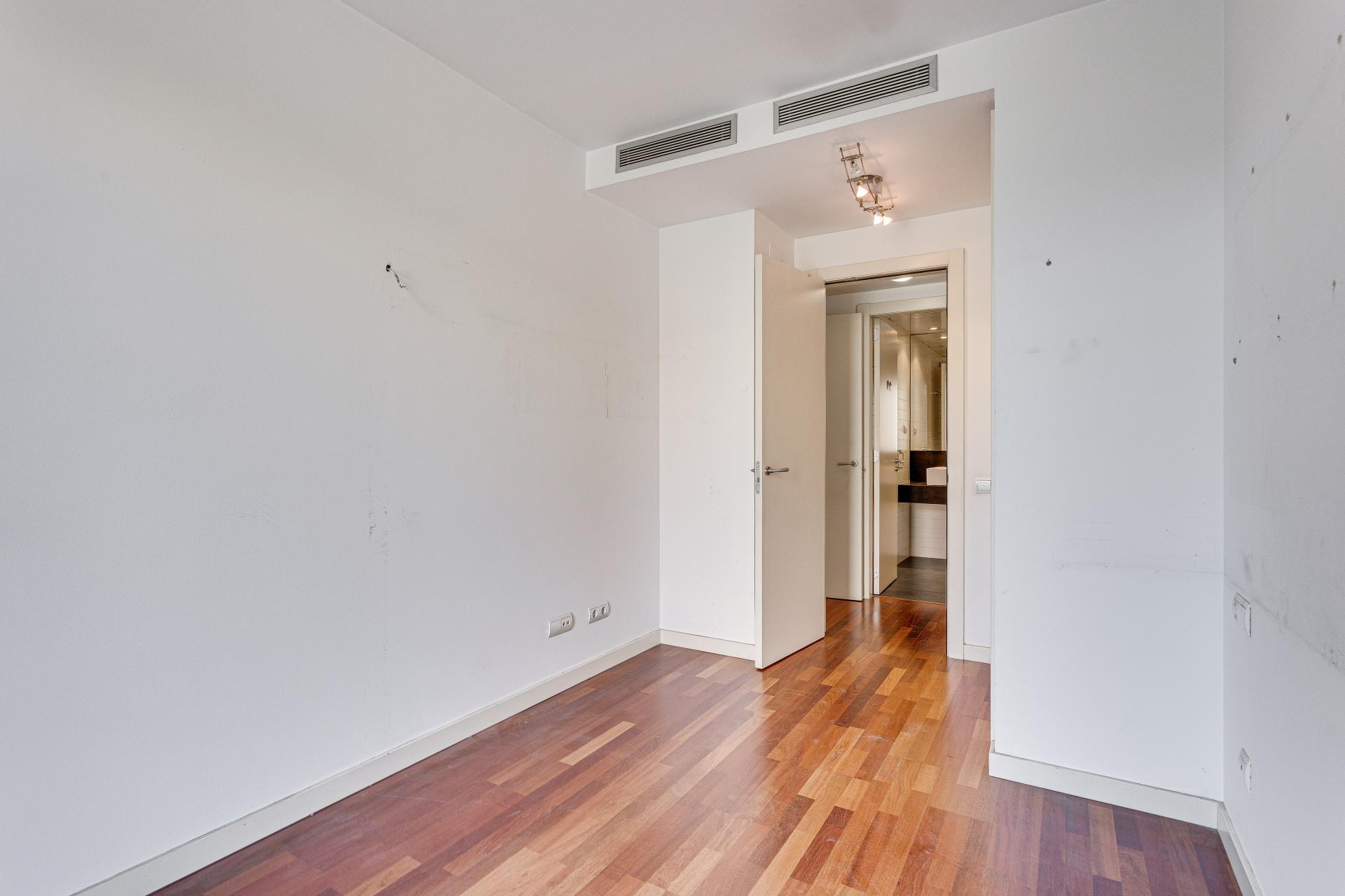 Piso – Barcelona 92.00 m2 photo25