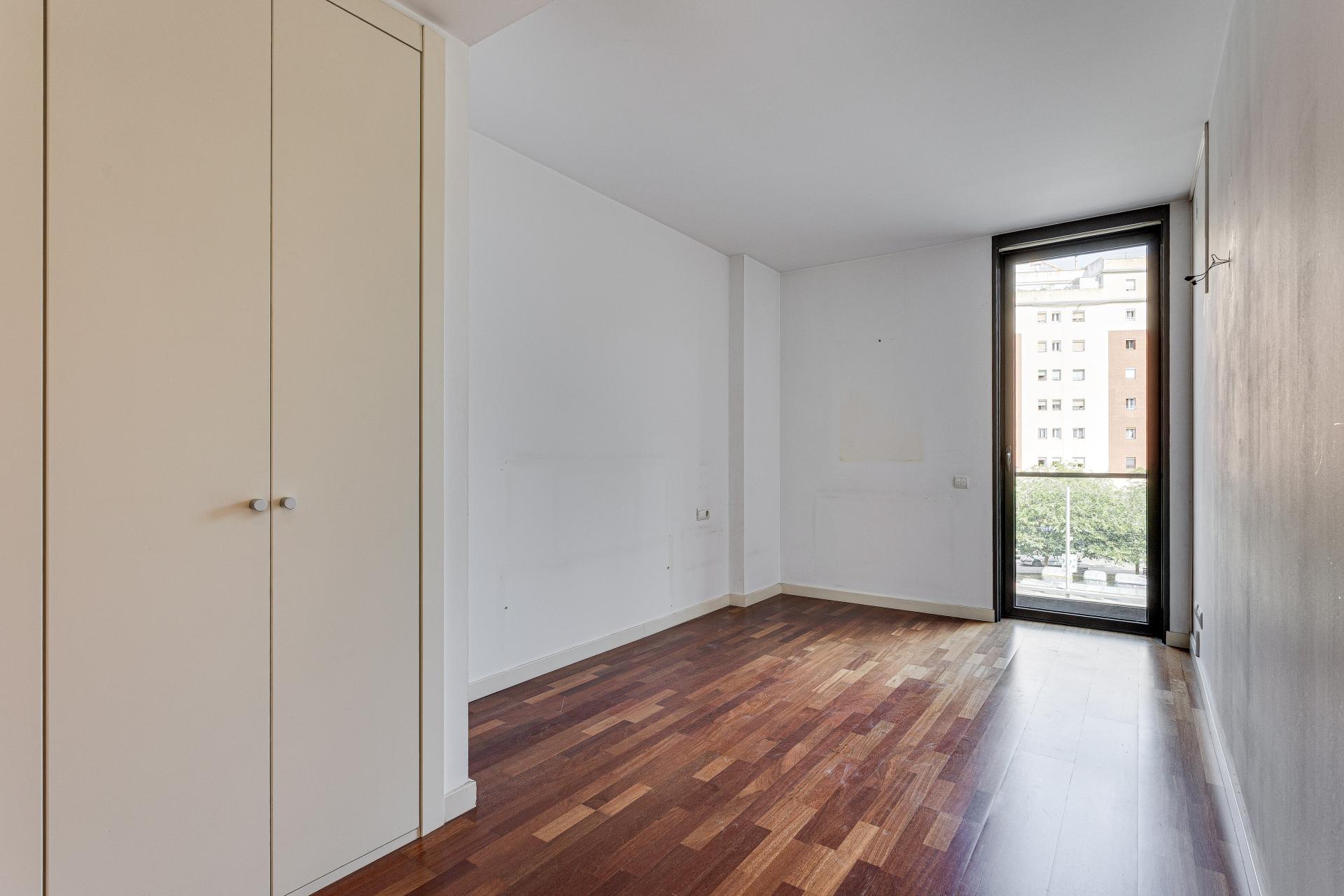 Piso – Barcelona 92.00 m2 photo24