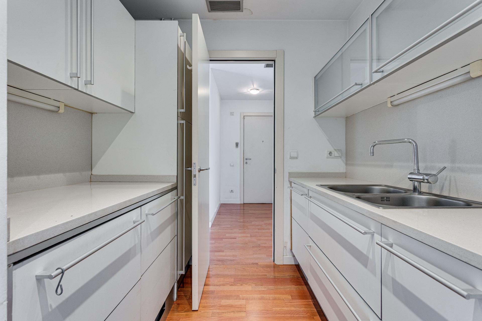 Piso – Barcelona 92.00 m2 photo11
