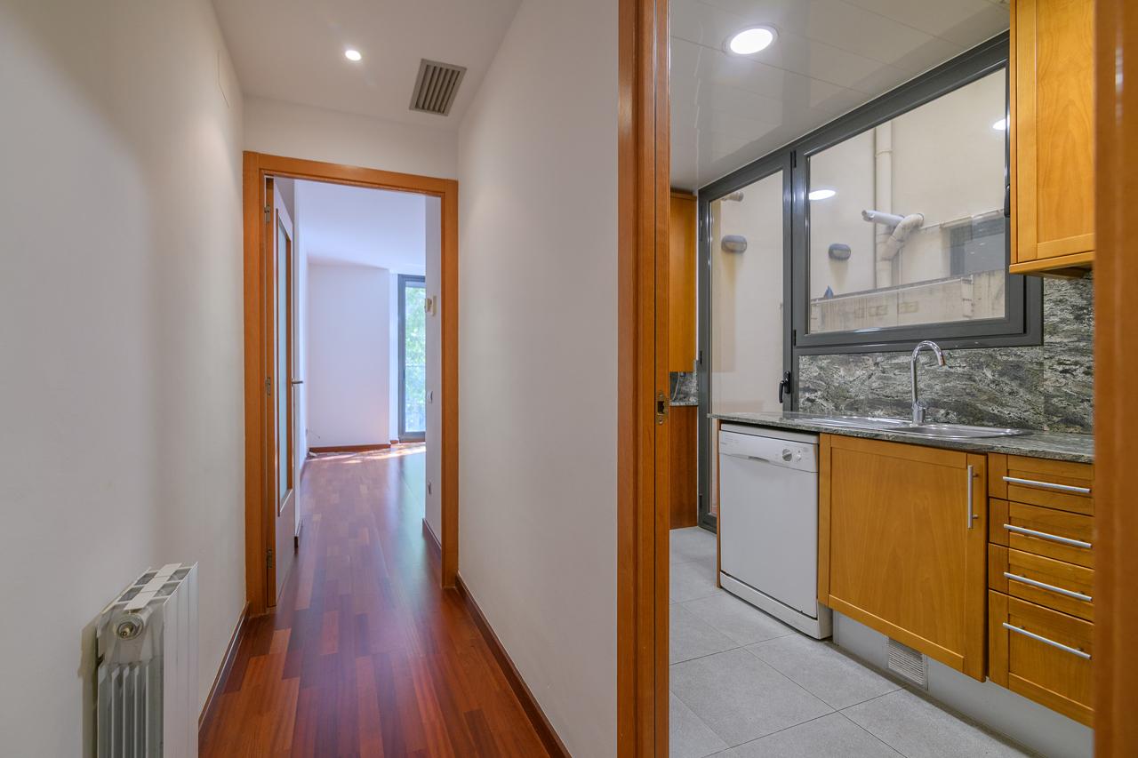 Piso – Barcelona 77.00 m2 photo20
