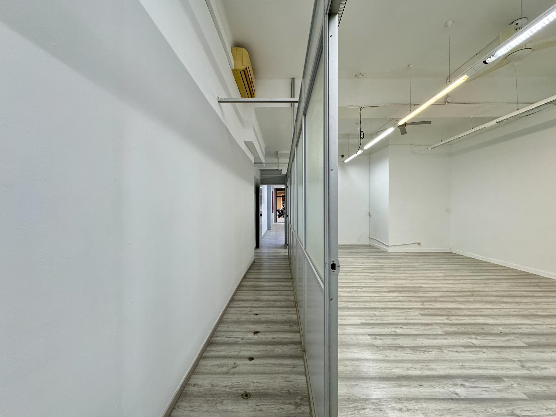 Local comercial – Barcelona 117.00 m2 photo13