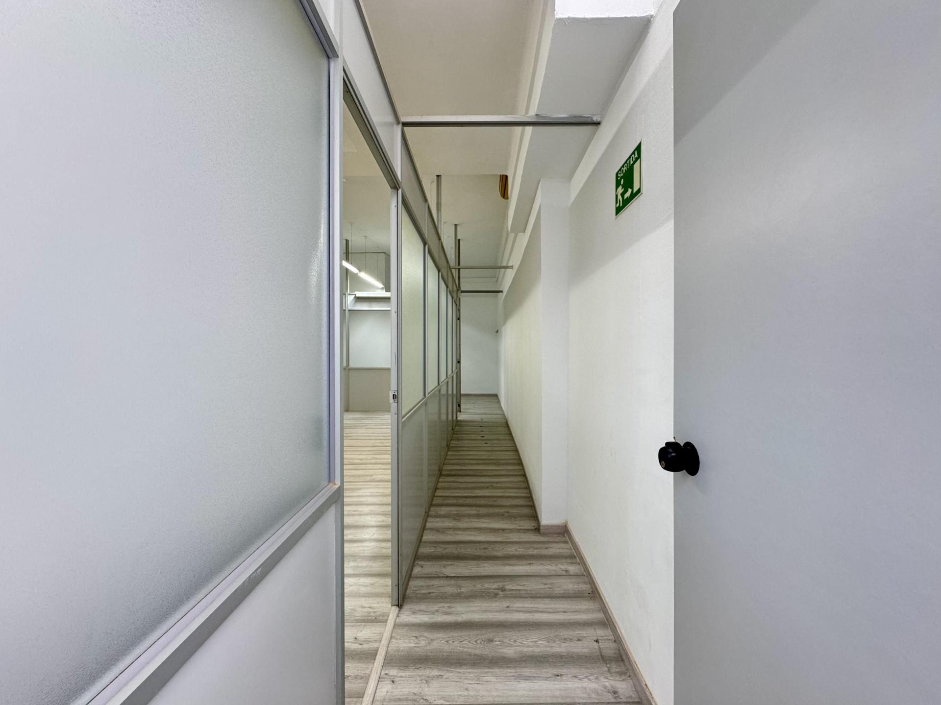 Local comercial – Barcelona 117.00 m2 photo12