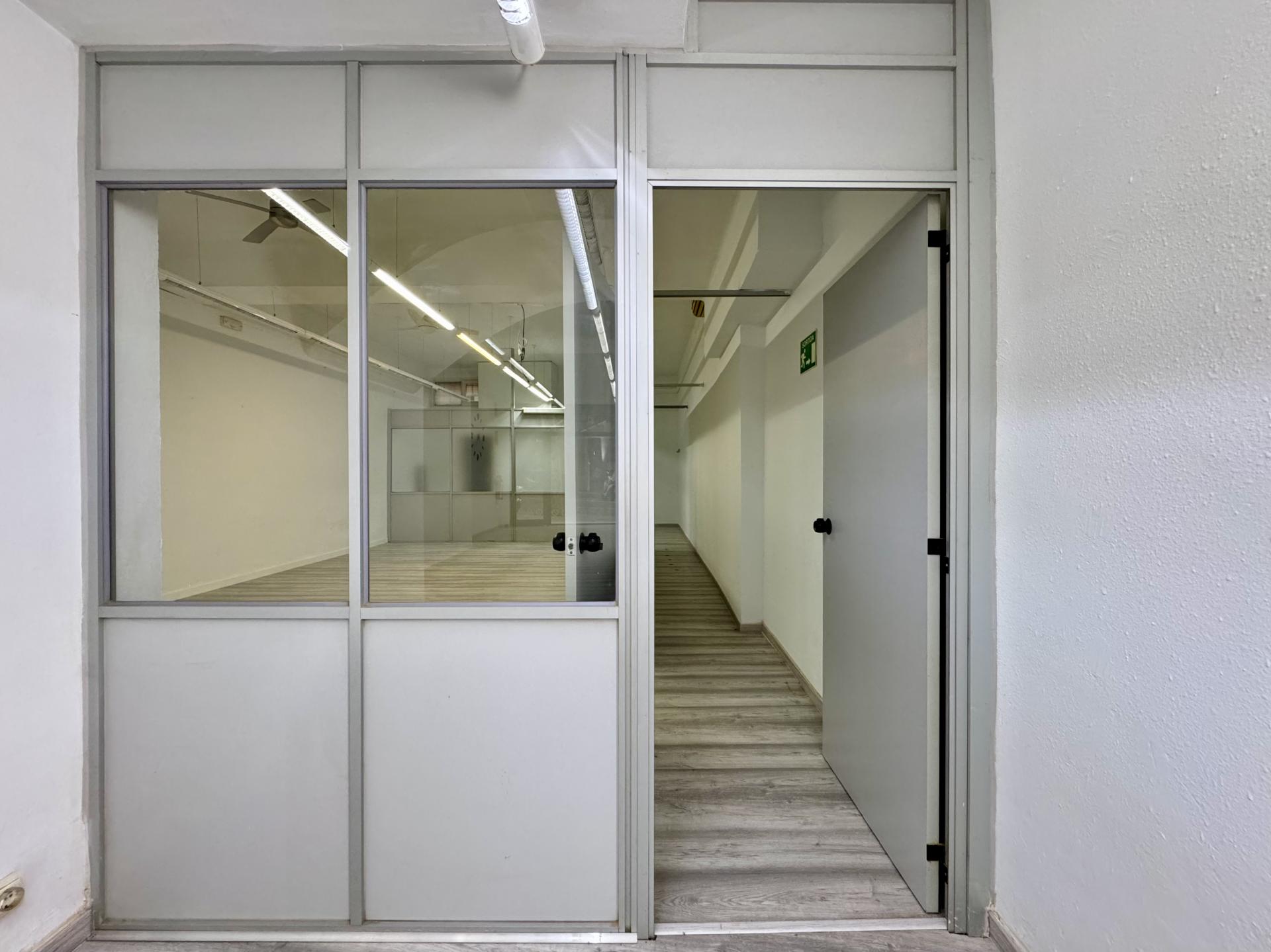 Local comercial – Barcelona 117.00 m2 photo6