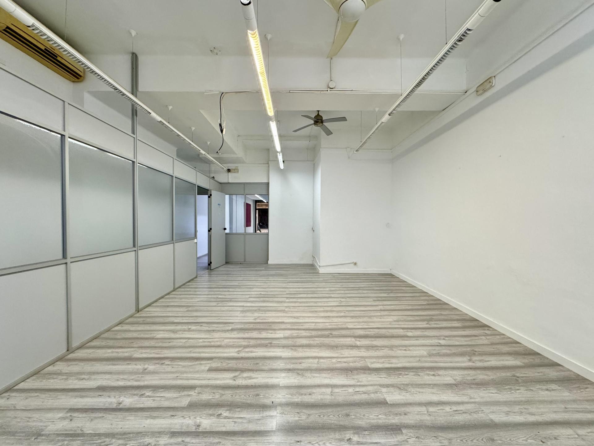 Local comercial – Barcelona 117.00 m2 photo9