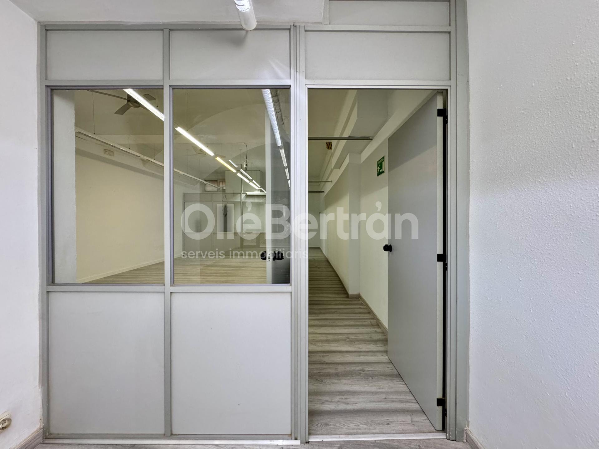 Local comercial – Barcelona 117.00 m2 photo14